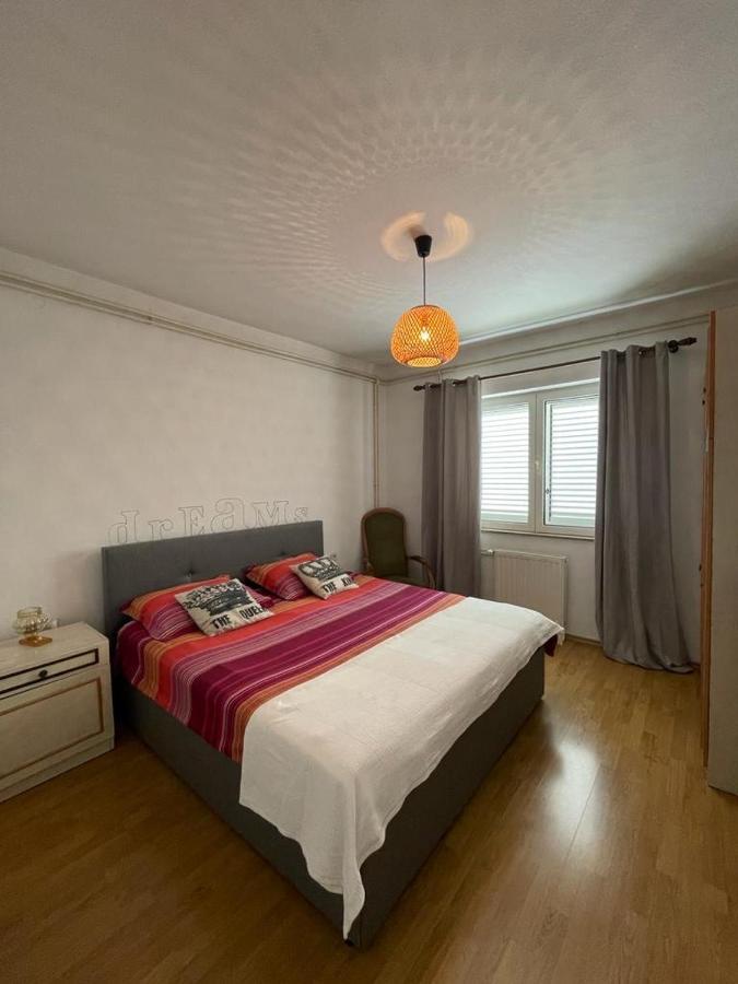 Mare i Kate Apartmani Tribunj  Bagian luar foto