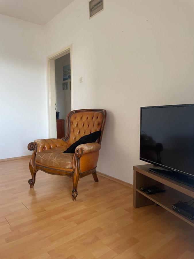 Mare i Kate Apartmani Tribunj  Bagian luar foto